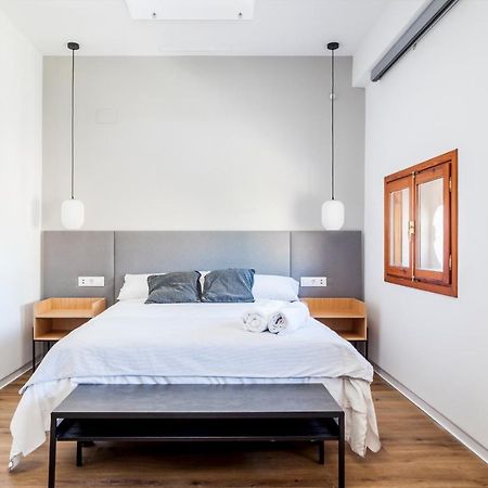 Puerto Beach Suites Valence Extérieur photo